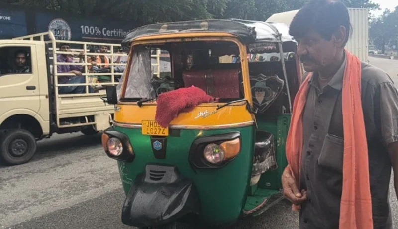 Jamshedpur Accident News: सिदगोड़ा में स्कूली बच्चों से भरी ऑटो पलटी, दो बच्चे गंभीर घायल; चालक से पूछताछ